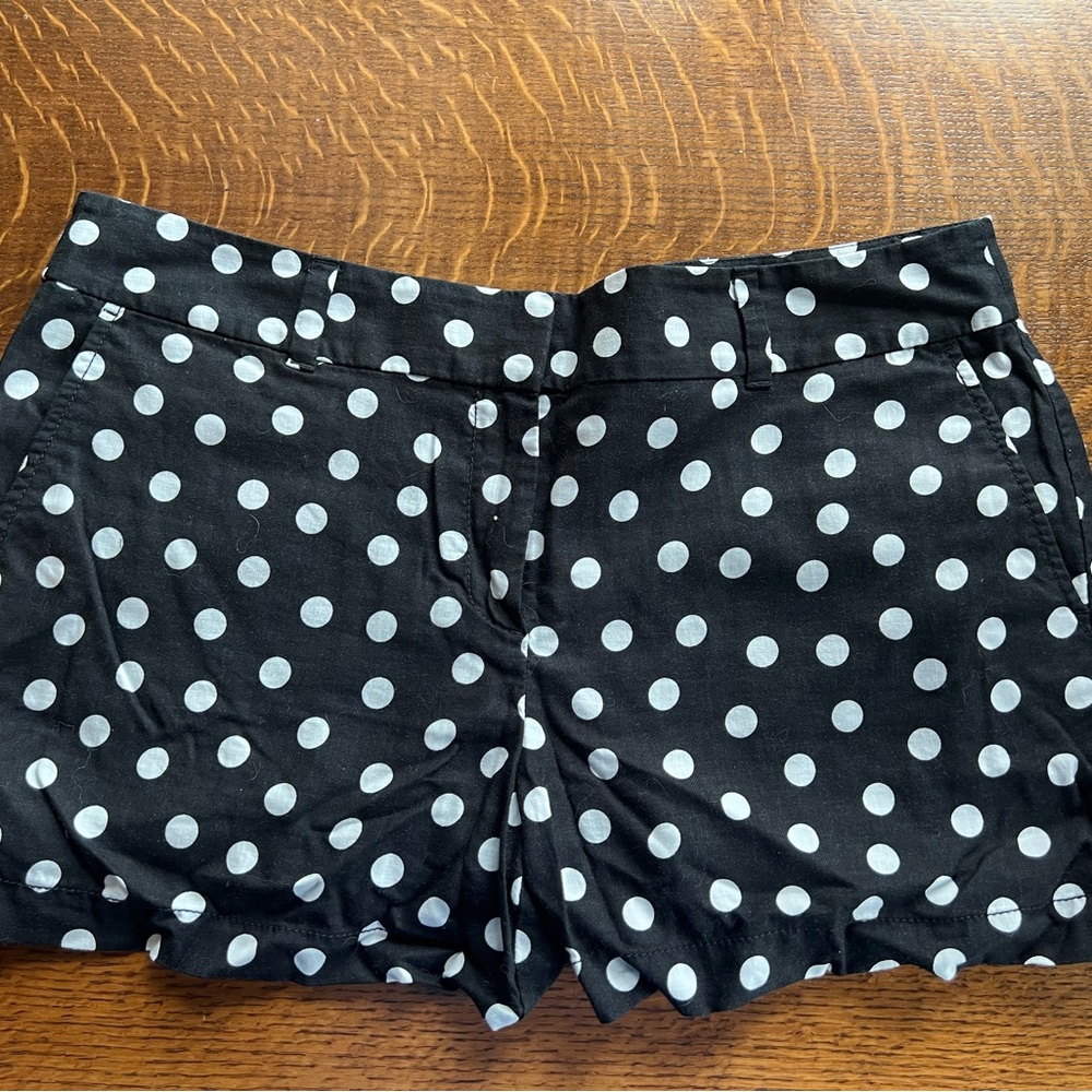 LOFT High Waist Navy and White Classic Polka Dot Shorts size 12 NWOT